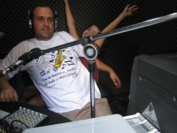 /album/galeria%20de%20fotos%3a%20a%20radio%20web%20gospel%20eterna%20gratid%c3%a3o/estudio14-jpg/